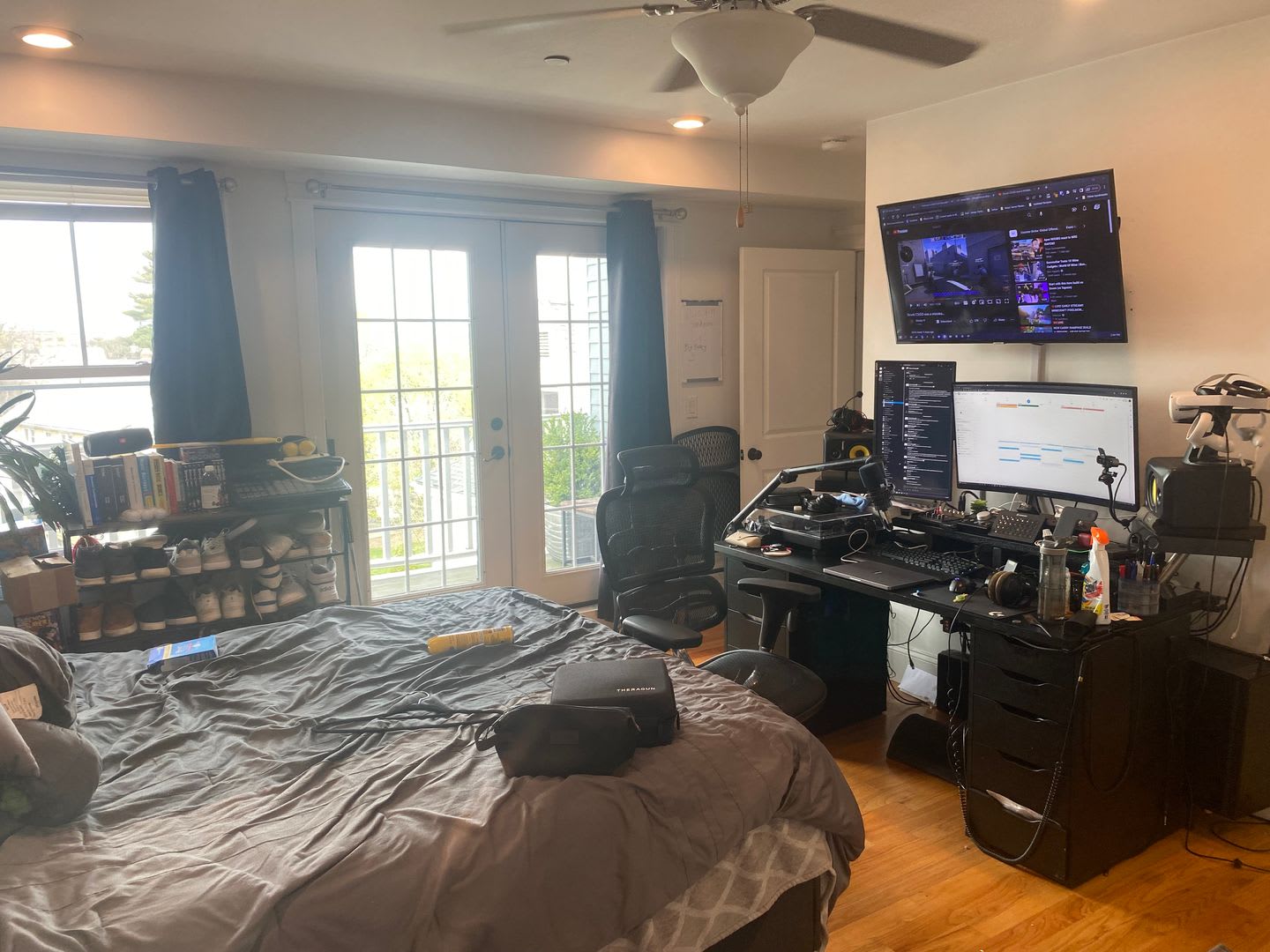 Beautiful 5 bed penthouse unit in lower Allston available 9/1/26 – photo 5