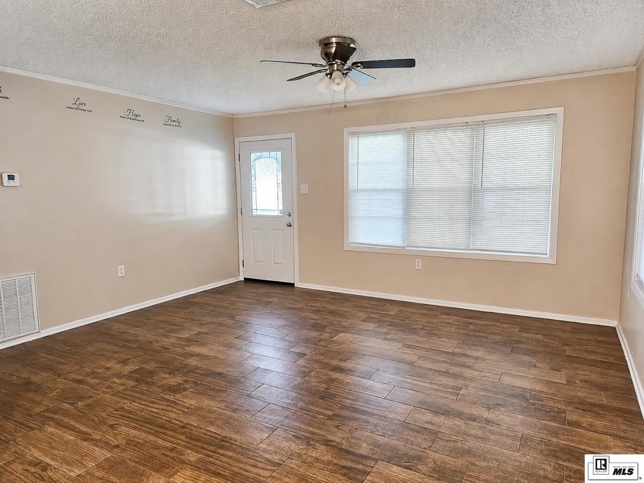 2306 DEBASTROP DRIVE – photo 3