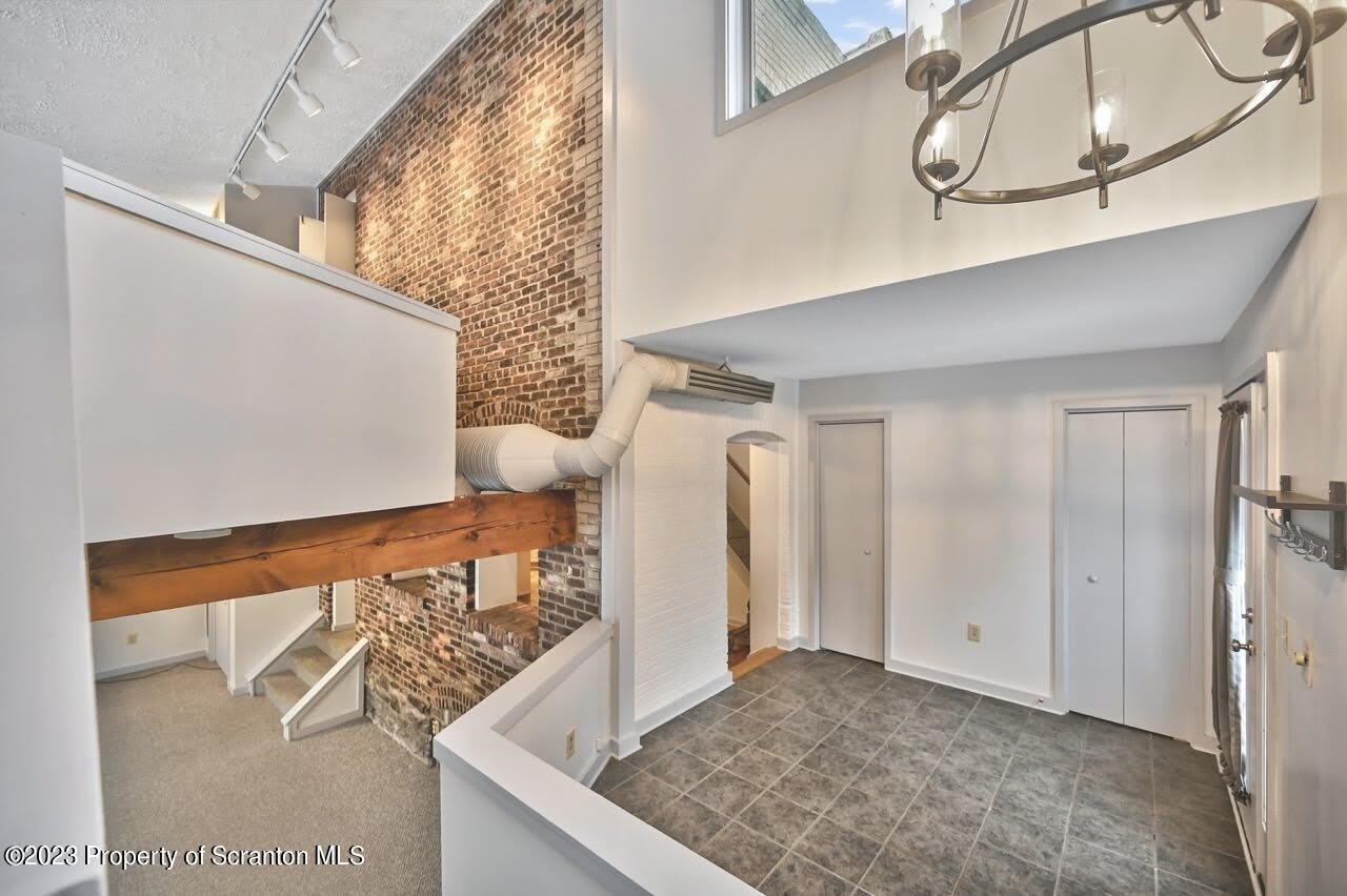 1409 Penn Avenue – photo 5