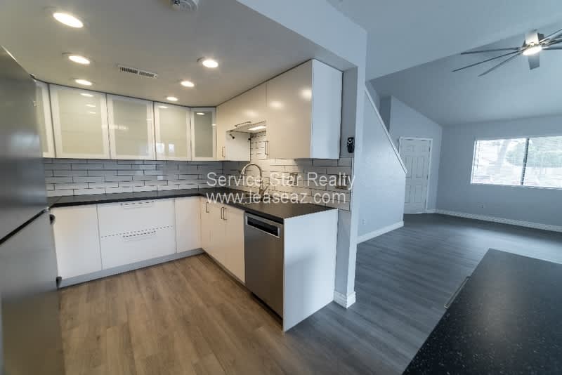 222 W Brown Rd – photo 3