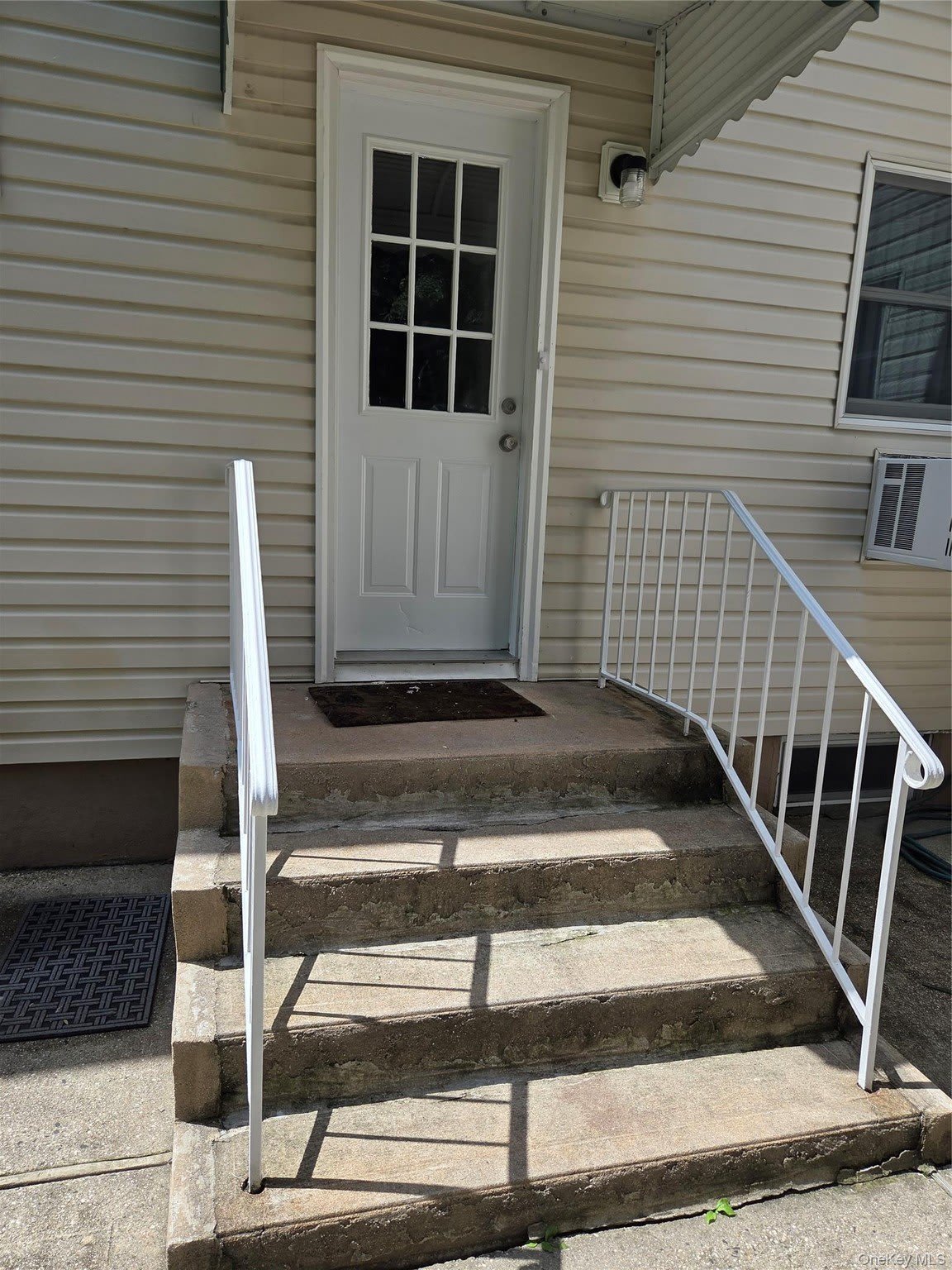 10 Irving Drive – photo 3