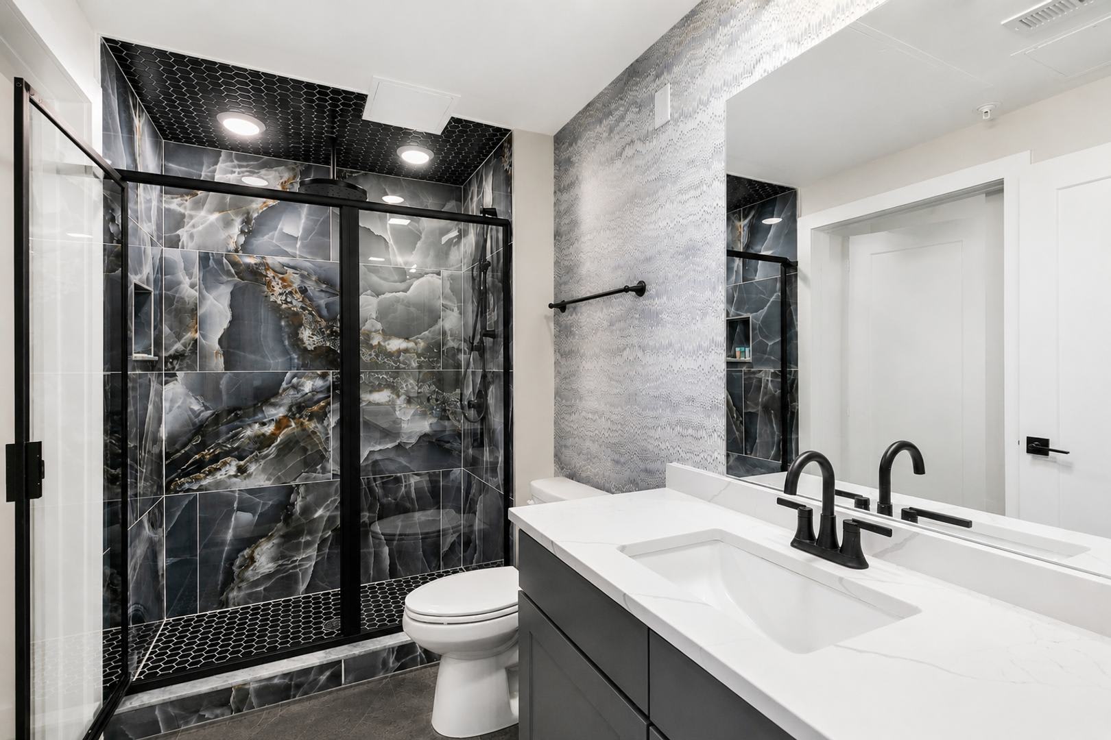 4701 Forest Hill Avenue – photo 2