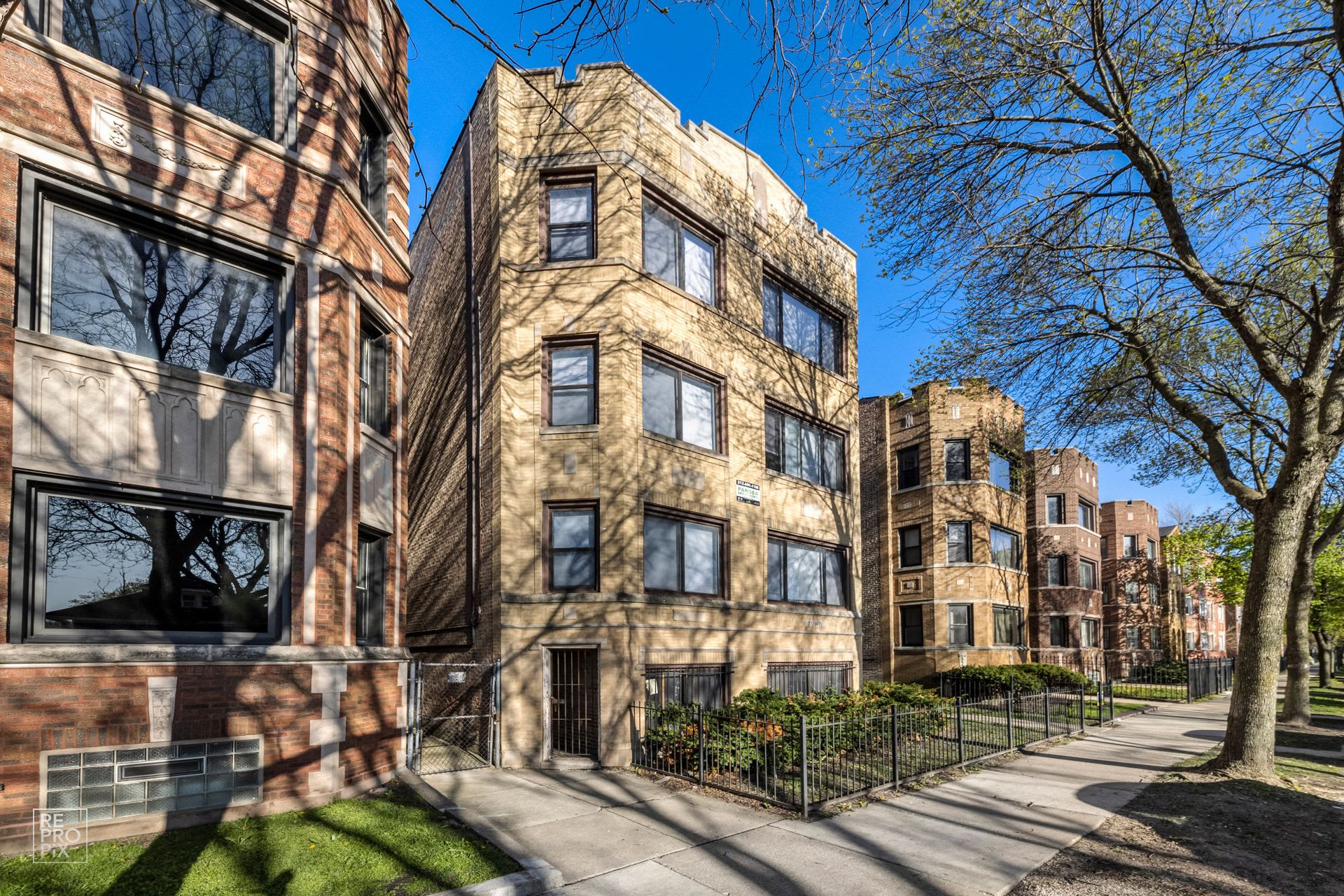 7719 S Yates Blvd – photo 5