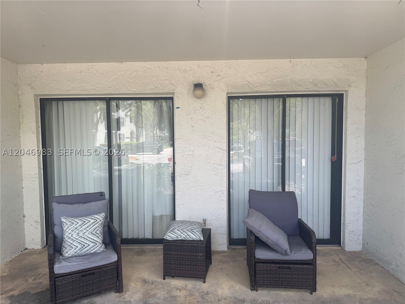 520 S Park Rd – photo 3