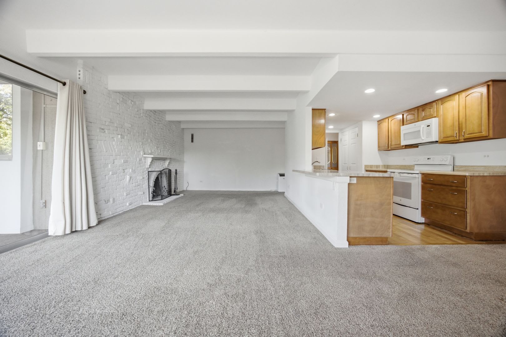 675 S University Blvd #301 – photo 2