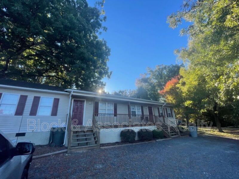115 Farmer Rd – photo 1