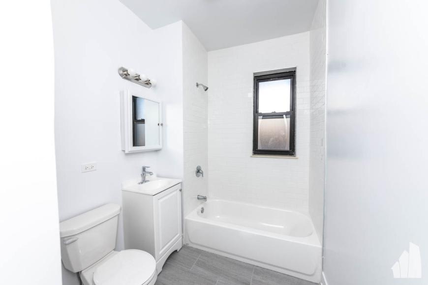 2647 North Milwaukee – photo 2