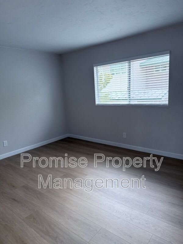 505 E. Madison Ave – photo 5
