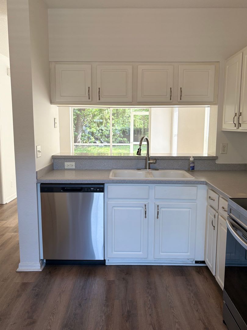 **Coming Soon** 2/2.5 Townhomes for Rent in Fort Myers – photo 3