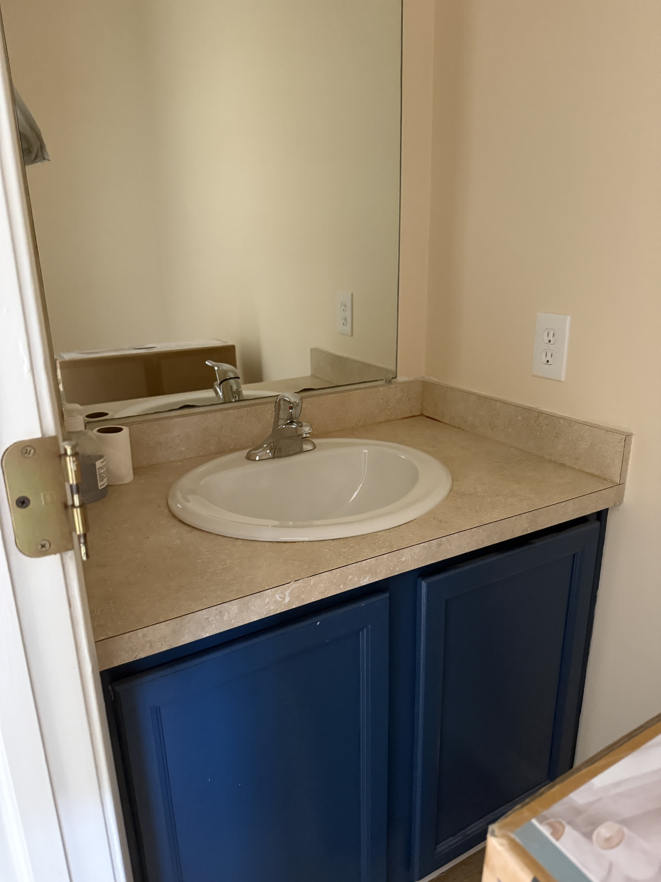 6523 Scovill Ave – photo 5