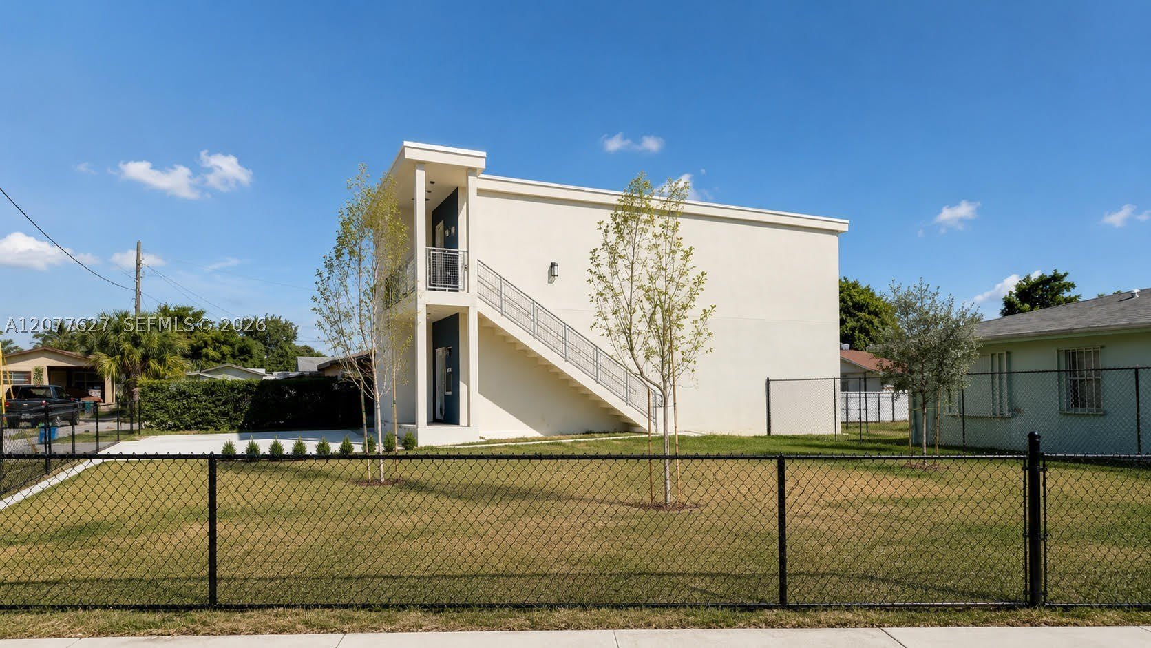 526 NW 6th St – photo 4