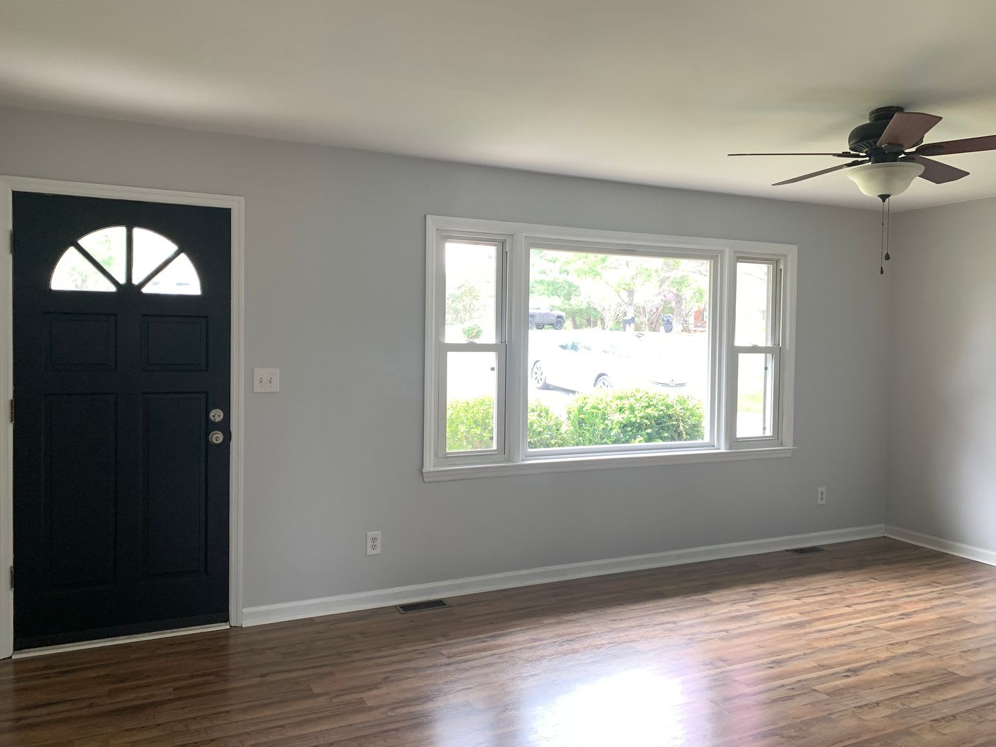 Brick Ranch House In Bedford – photo 3