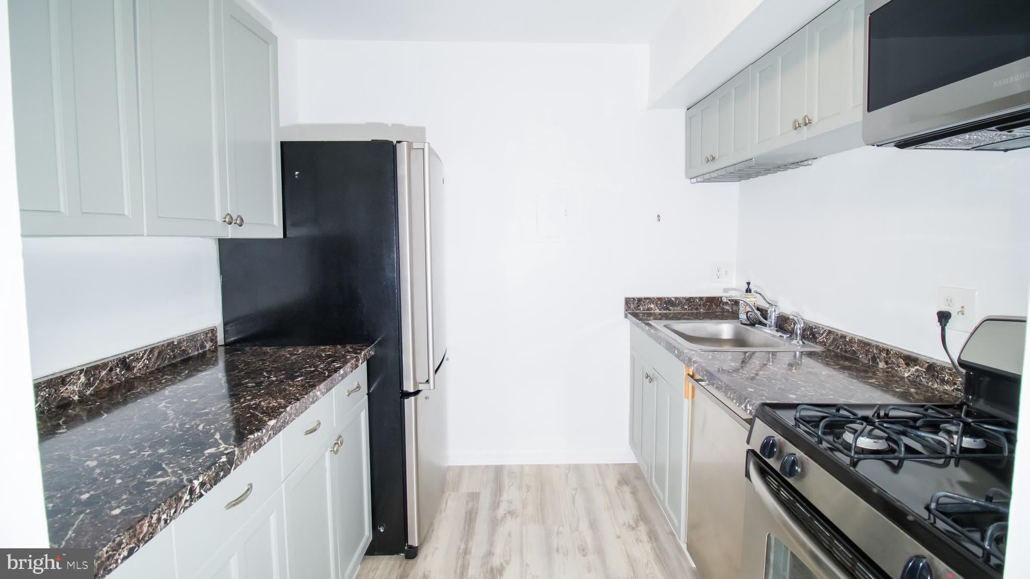 11602 VANTAGE HILL – photo 4