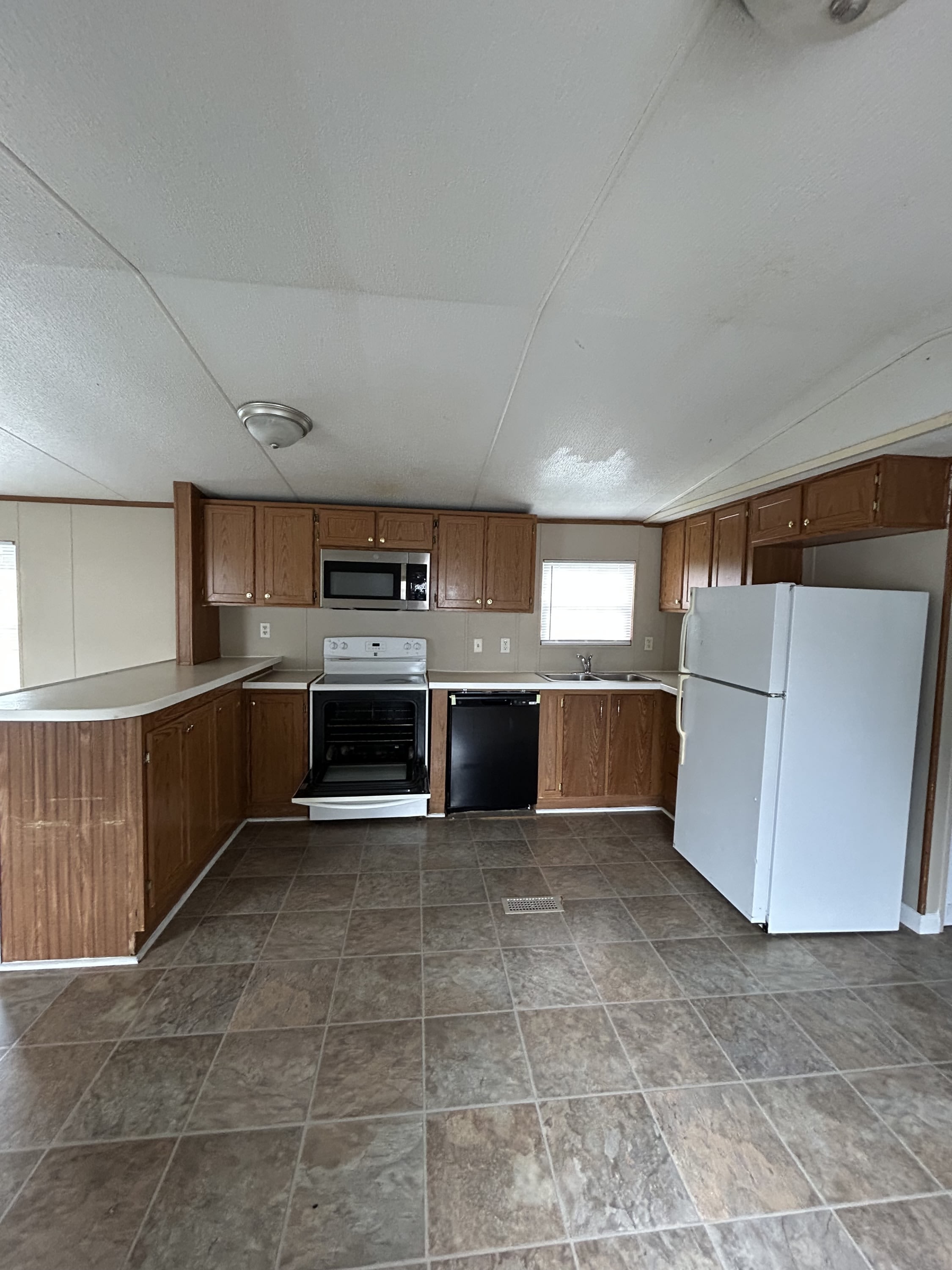 114 Zackary Street – photo 5