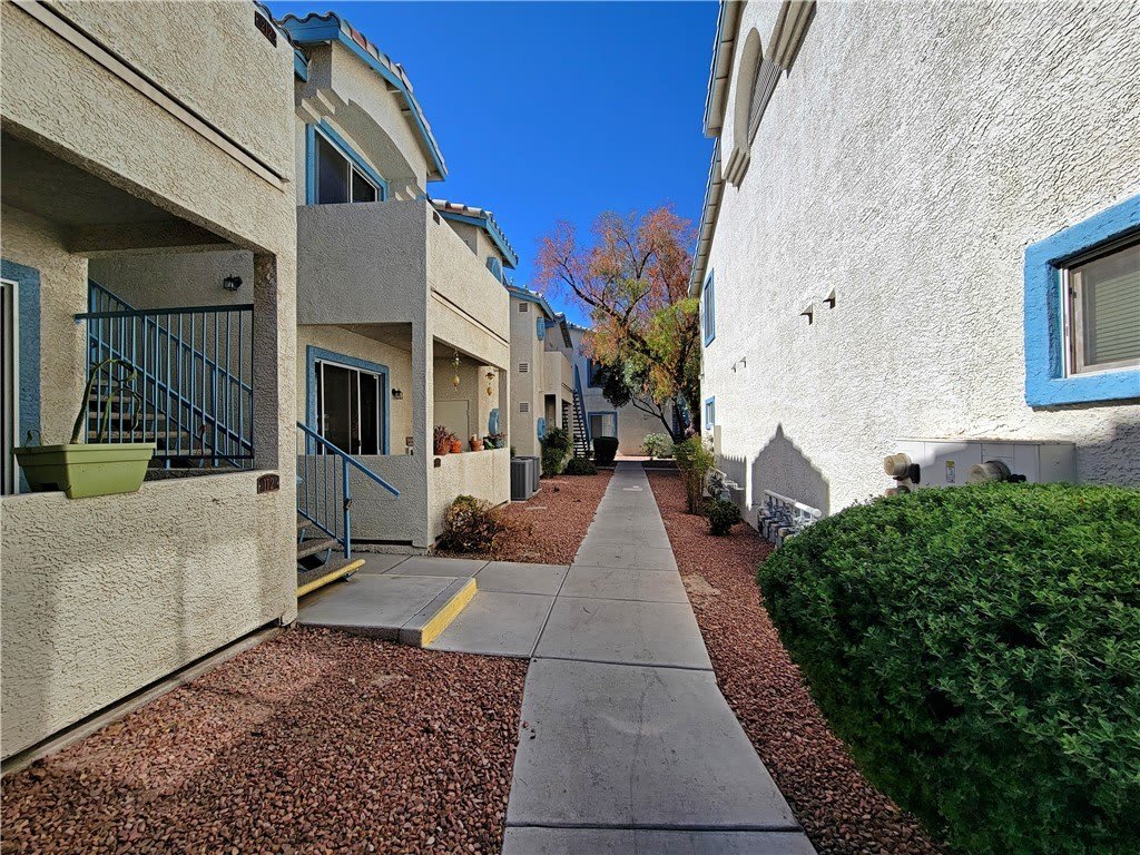 4960 Harrison Drive – photo 3