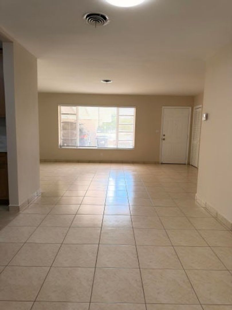 7500 SW 98TH Court, Miami, FL 33173 – photo 5