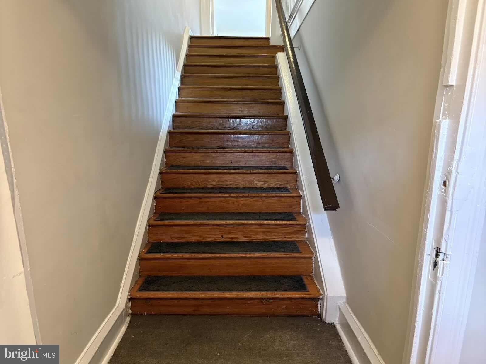5450 DIAMOND Street – photo 2