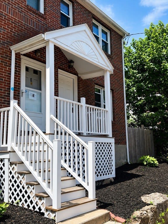 57 Sumner St – photo 4