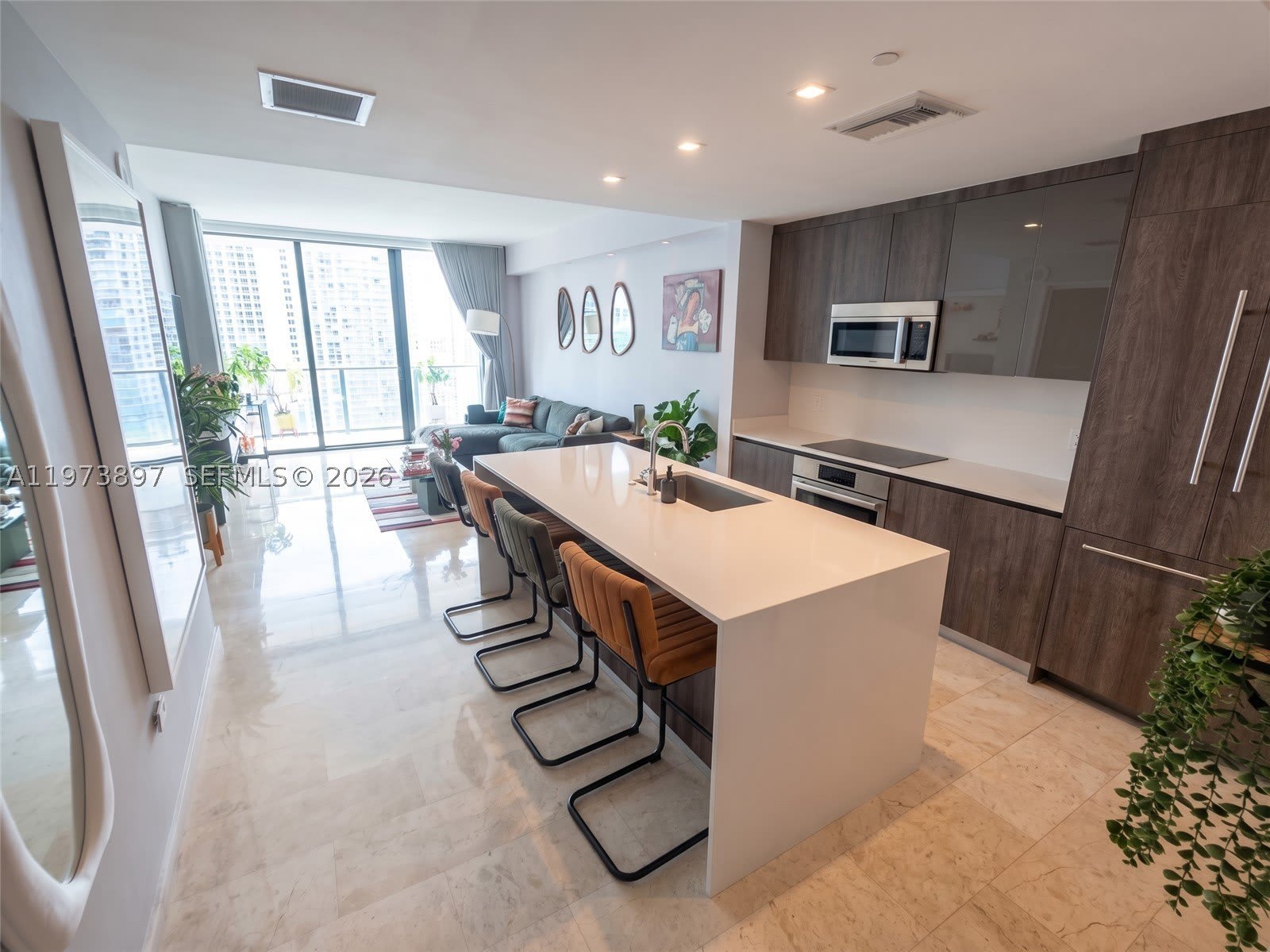 68 SE 6th St – photo 3