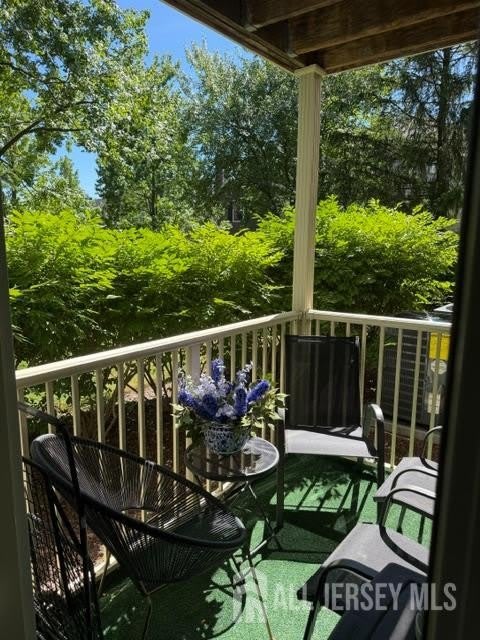 246 Crosspoint Drive – photo 2