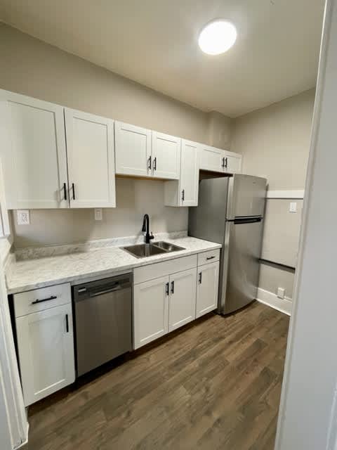 420 North Park Avenue – photo 1