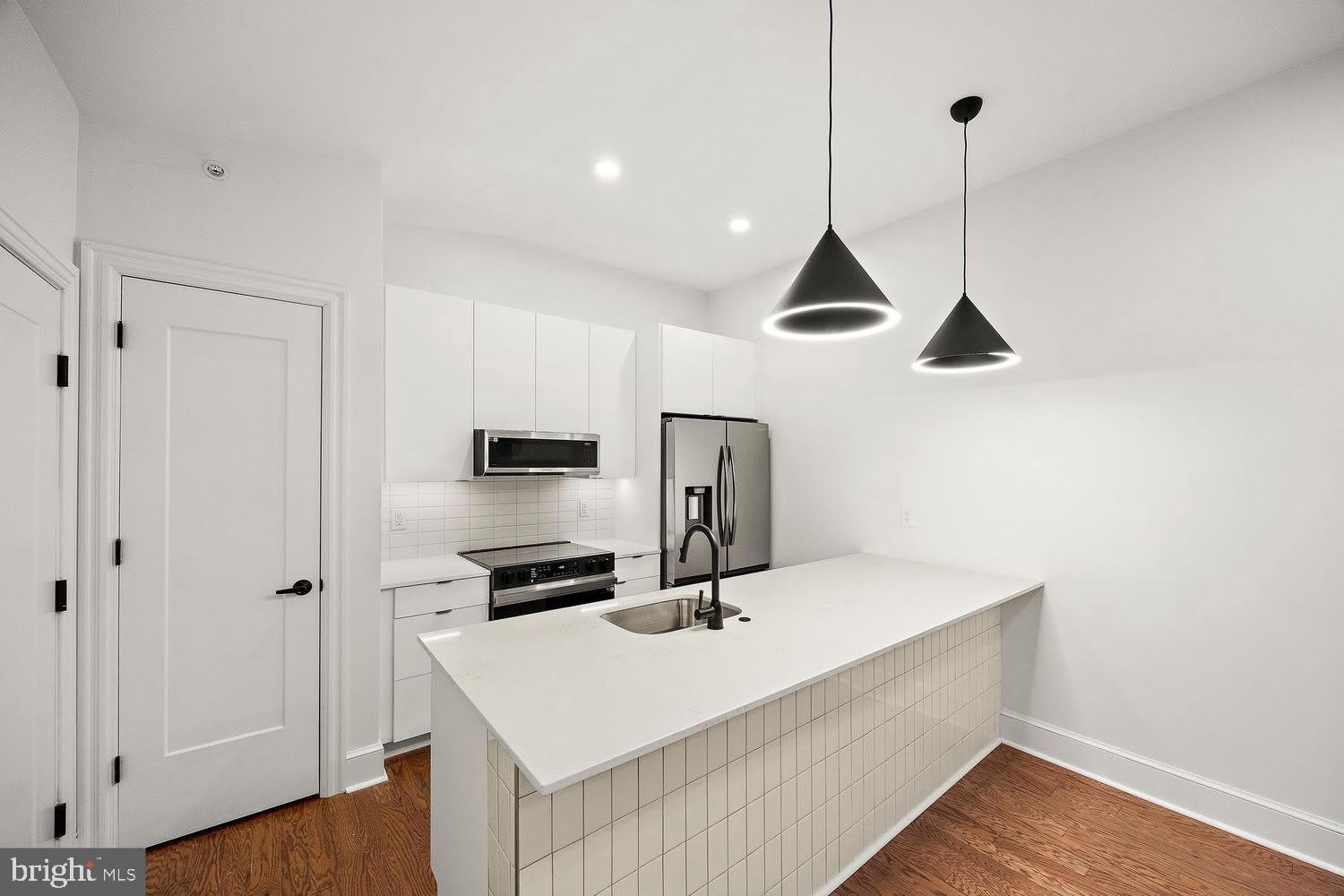835-837 N TATNALL Street – photo 1