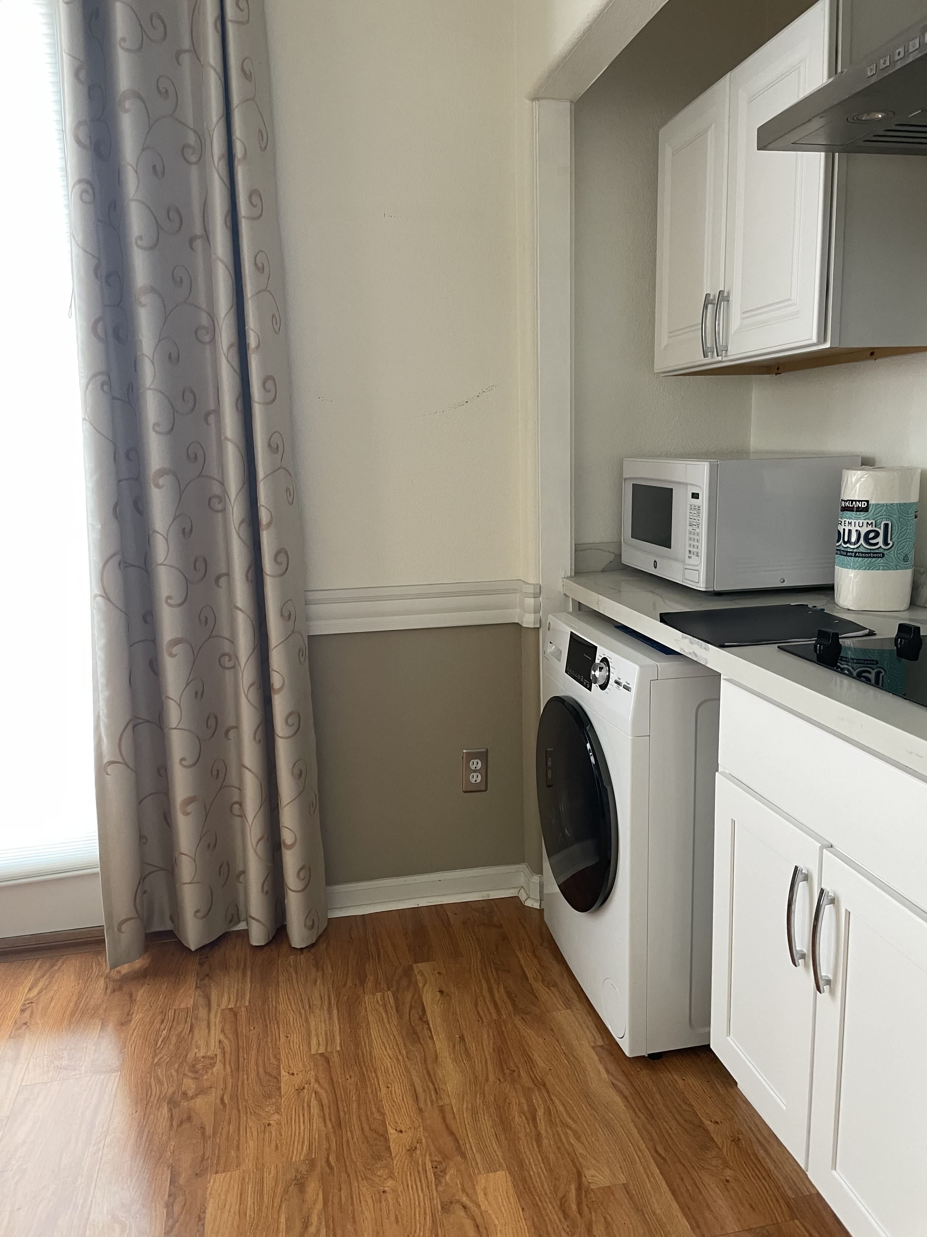 2001 Parkside Drive – photo 5