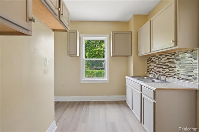 2245 W Grand Street(Rear) – photo 5