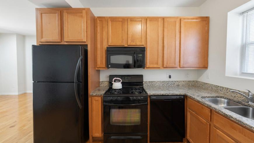 3354 W Wilson – photo 2