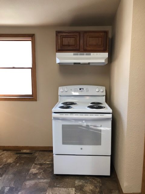 322 W Main St – photo 3