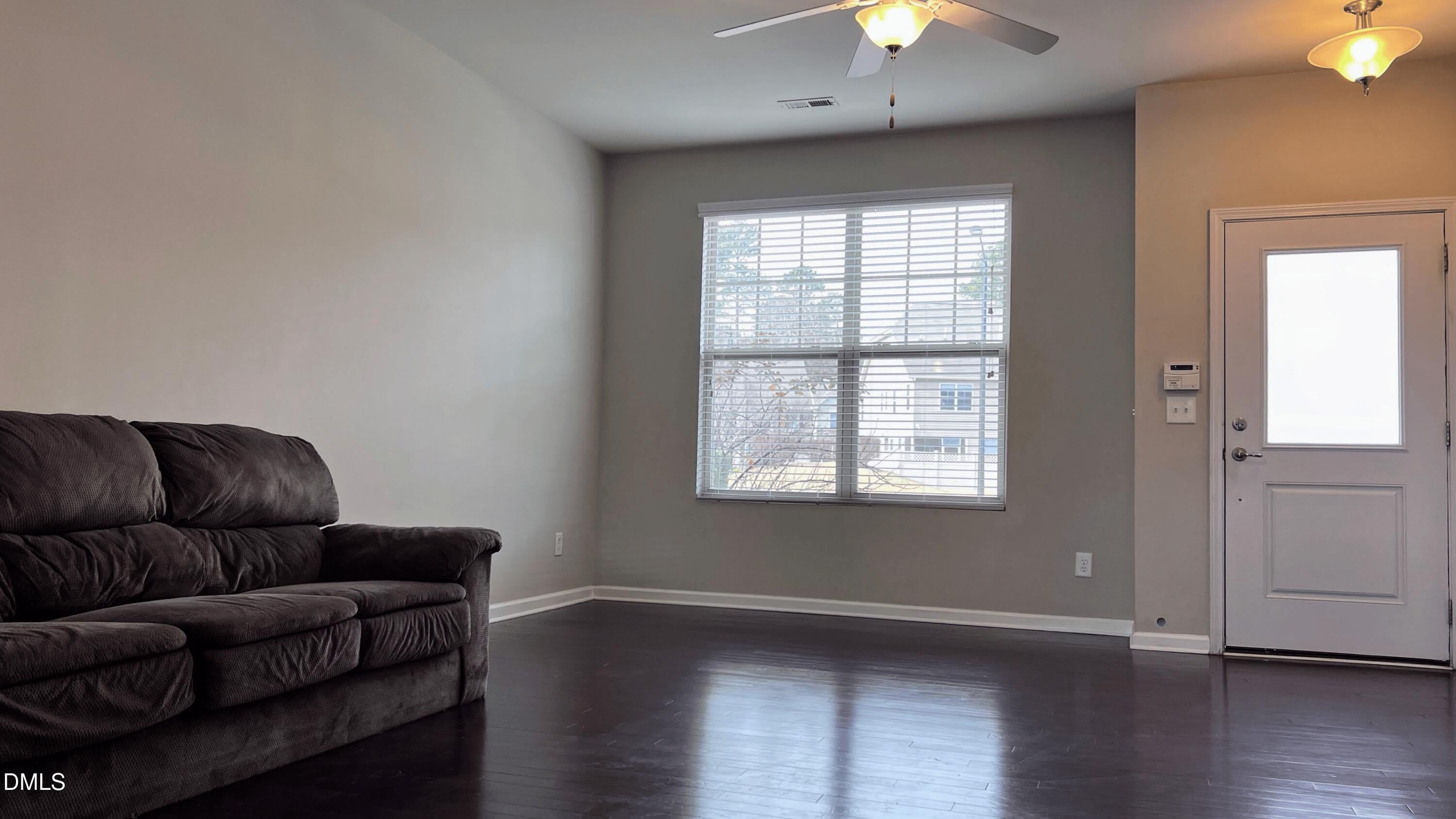 15 Pilatus Drive – photo 4