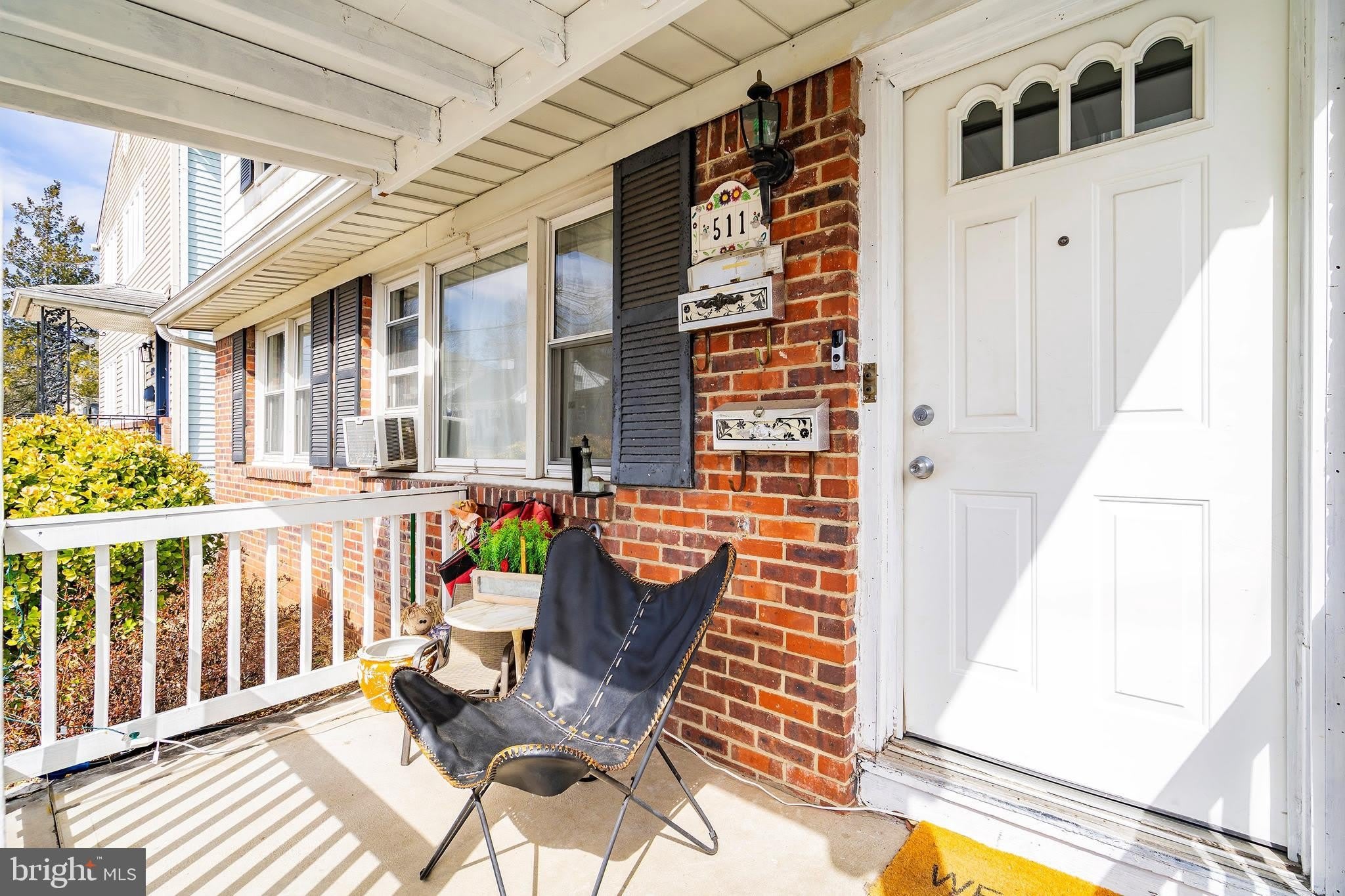 511 JACKSON Avenue – photo 4