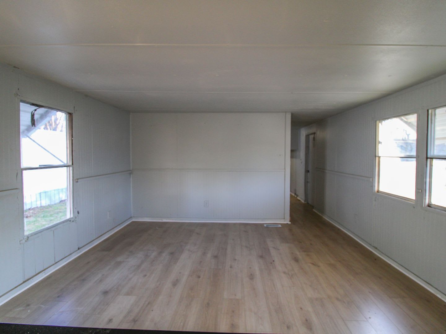 Discover Comfortable Country Living In This Nicely Updated Trailer Located Just Minutes From Fayetteville Tn – photo 5