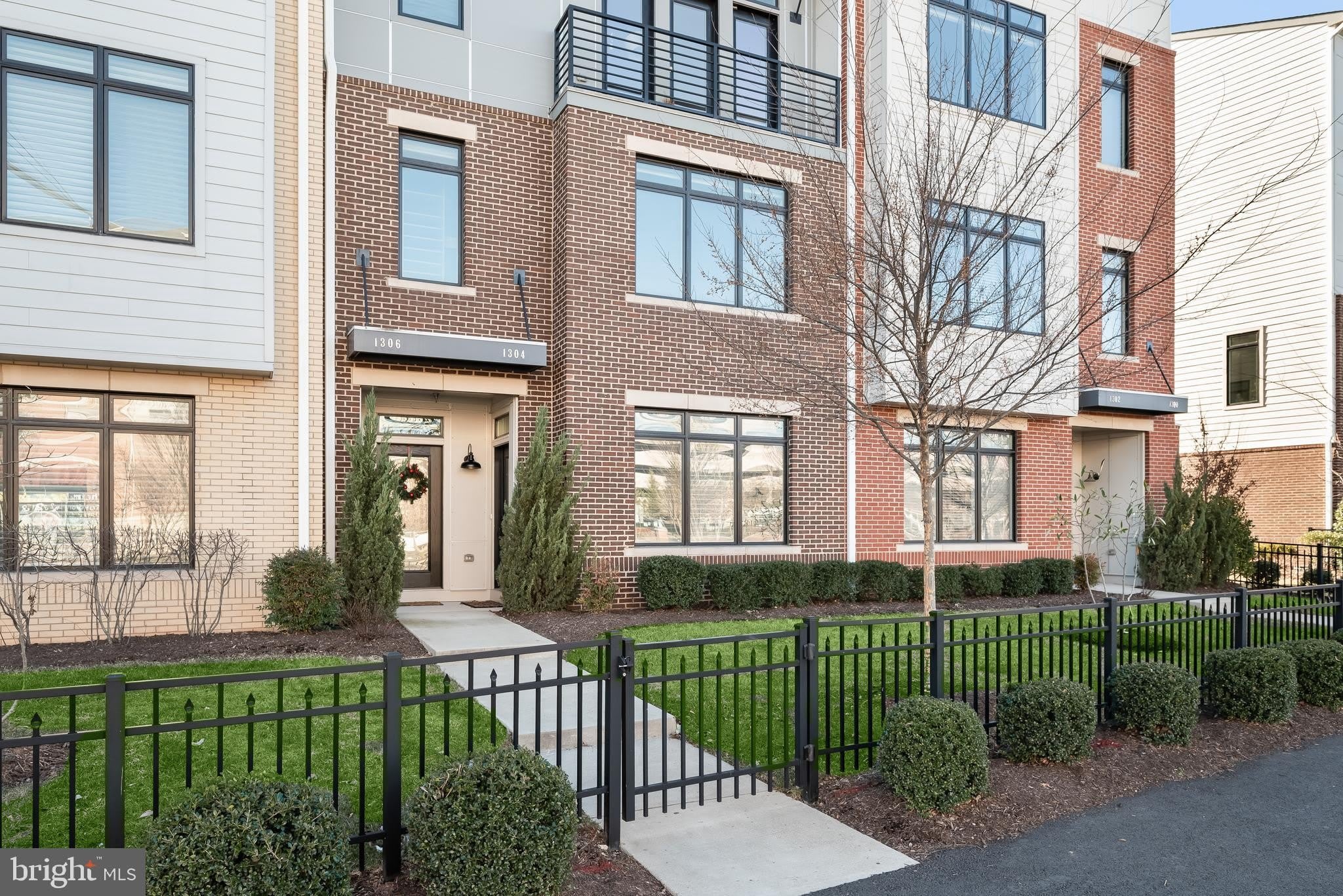1304 RIBBON LIMESTONE Terrace SE – photo 1