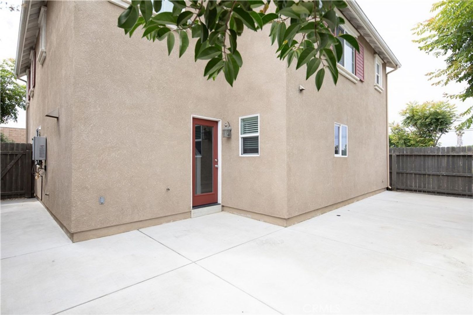 3-Bedroom, 2.5 Bathroom HOUSE with 2-car Garage in Gated Community! – photo 5