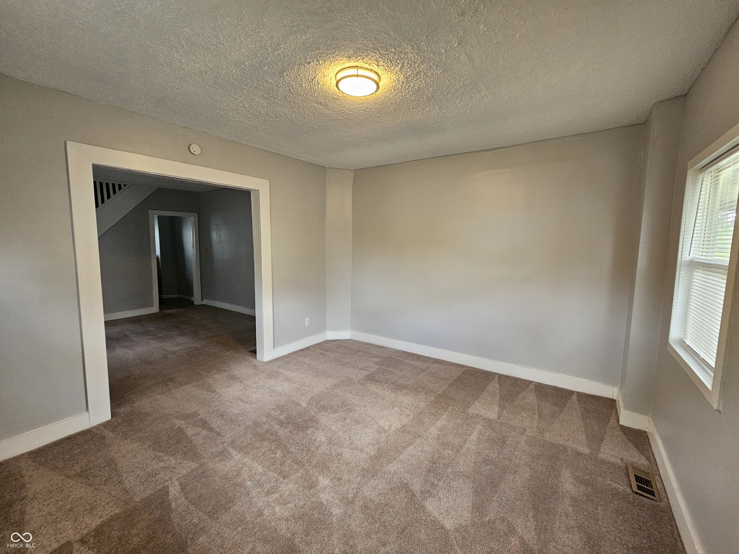 2143 Bellefontaine Street – photo 4