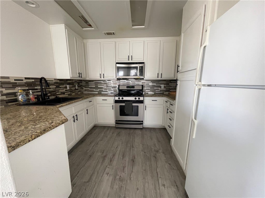 1521 Linnbaker Lane – photo 5