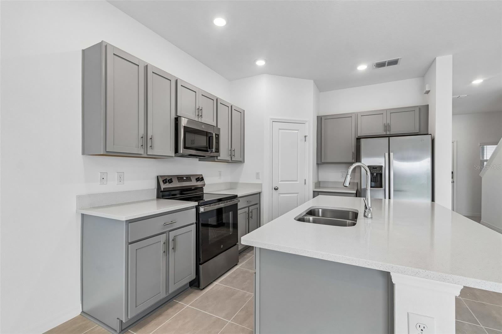 13159 STABLE Place – photo 3
