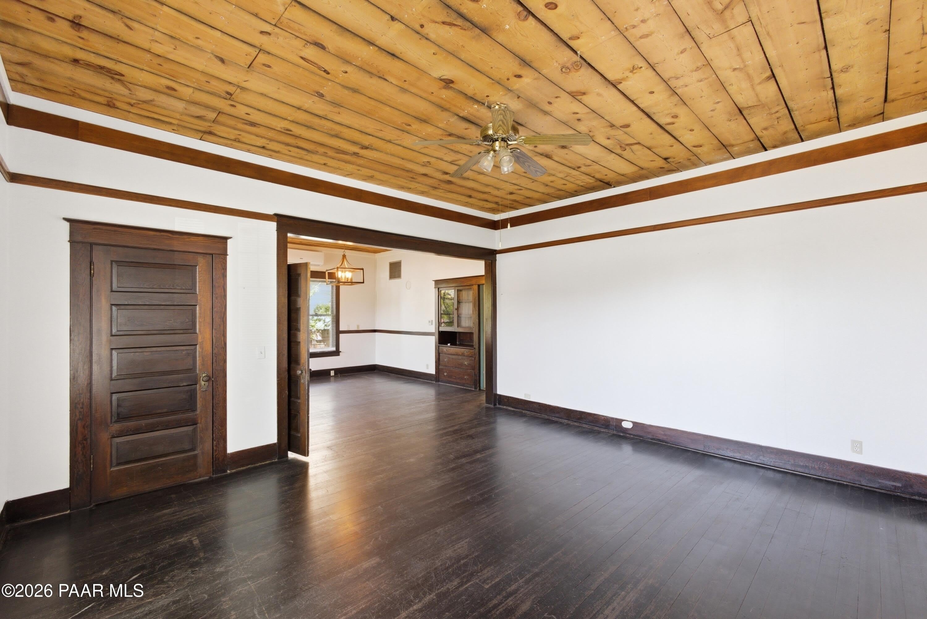 309 N Mount Vernon Avenue – photo 3