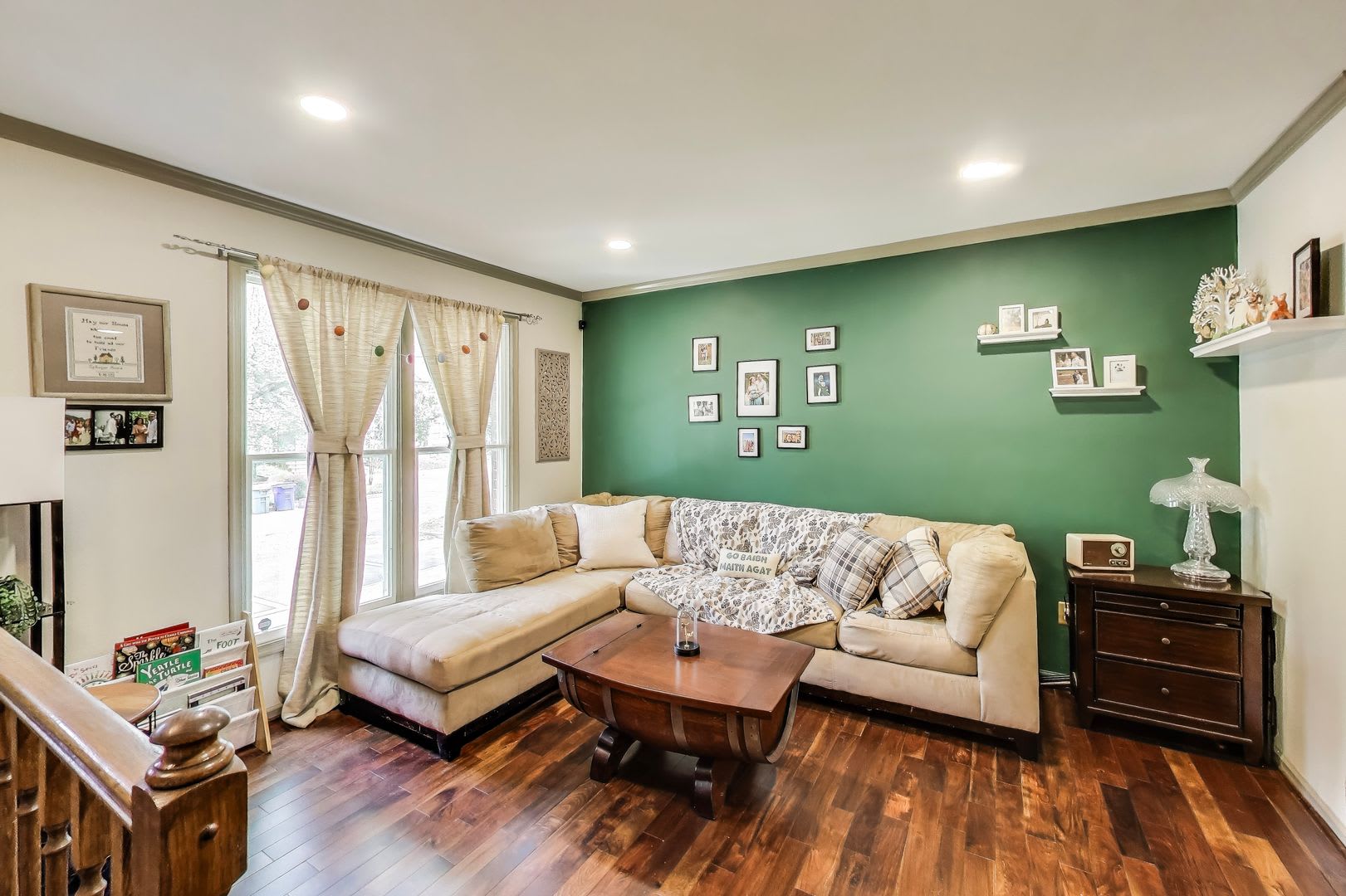 Beautifully Updated Winchester Built Townhome Backing To Serene Parkland – photo 2