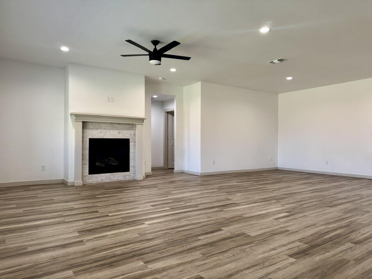 10504 Atlanta Avenue – photo 4
