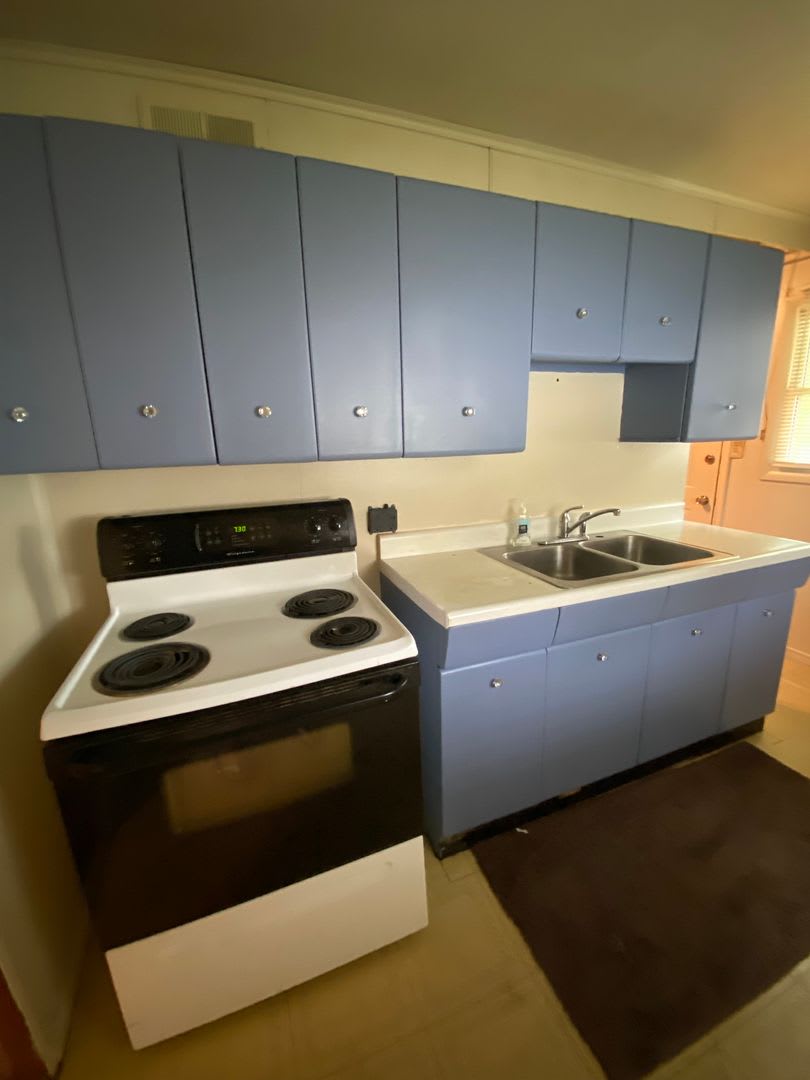 3 Bedroom Ranch in Eastmoor – photo 3