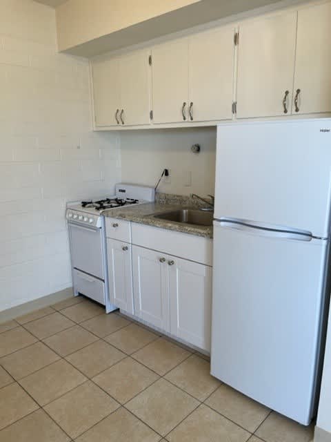 833 W 1st St Apt B – photo 5