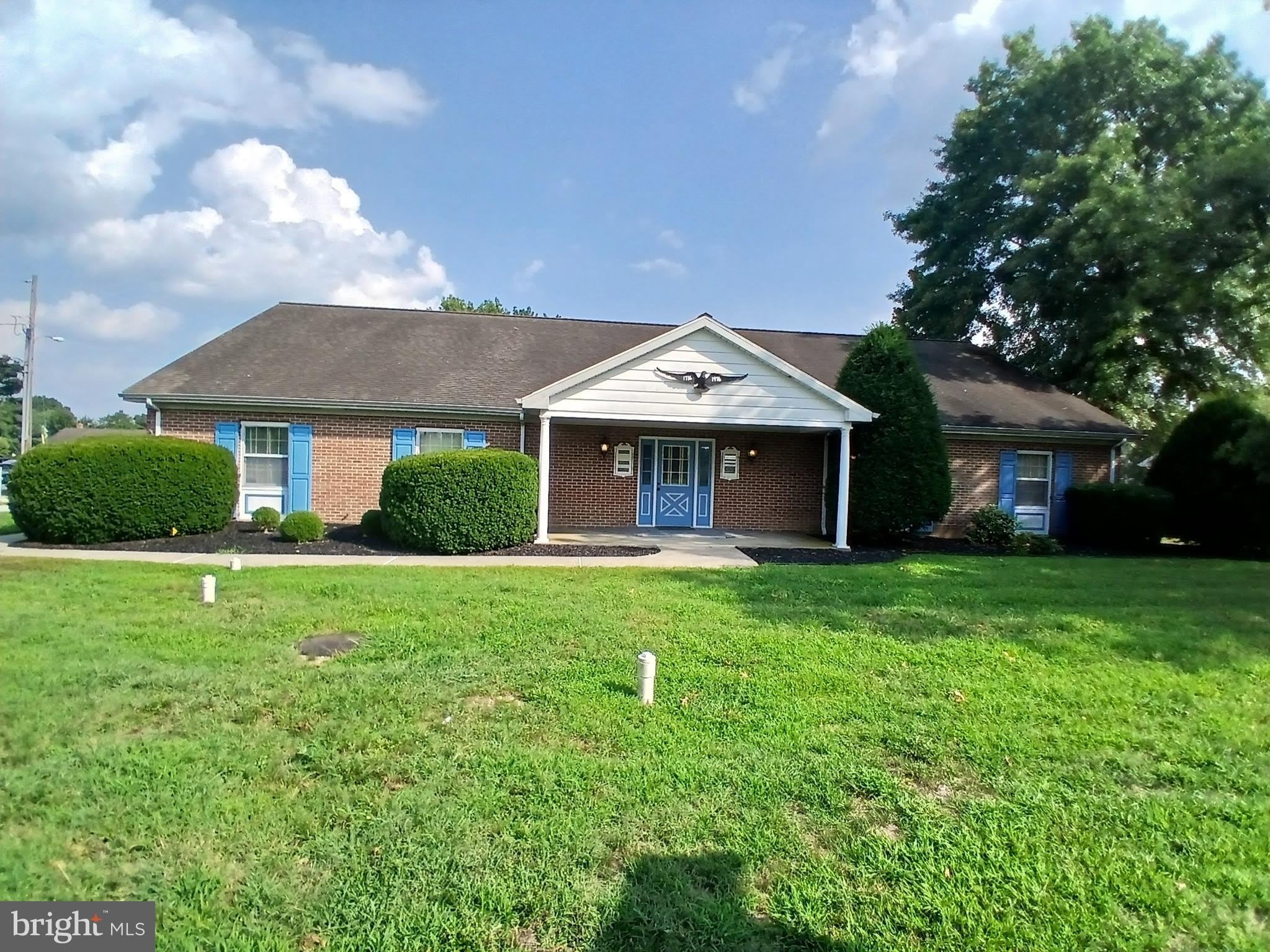 340 Front Street – photo 3