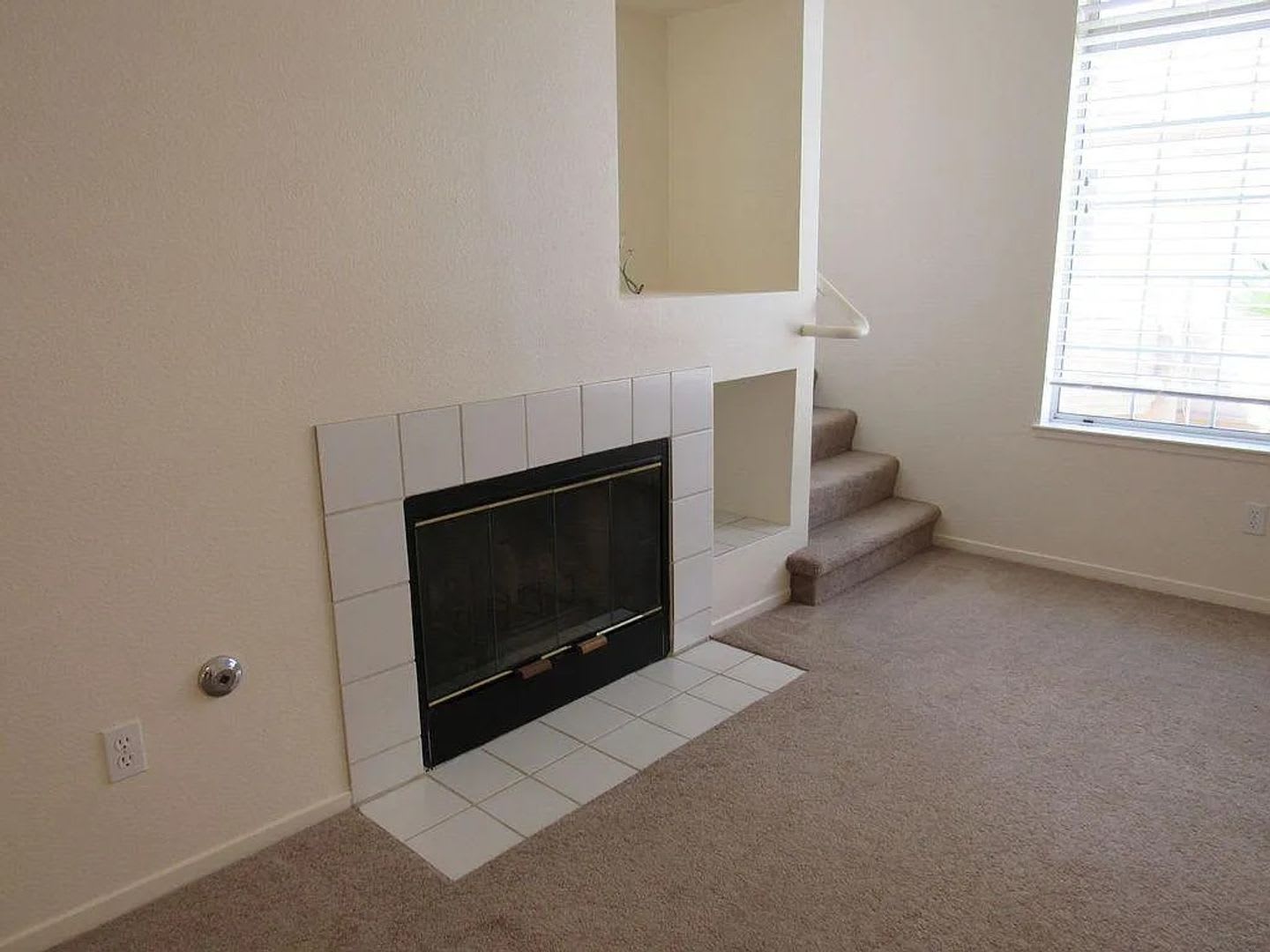 Wow What A Great Home Available Soon – photo 3