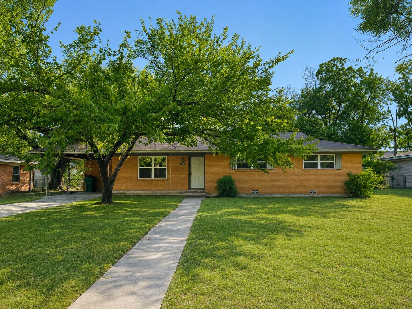 517 Lydia St, Stephenville, TX 76401 – photo 1