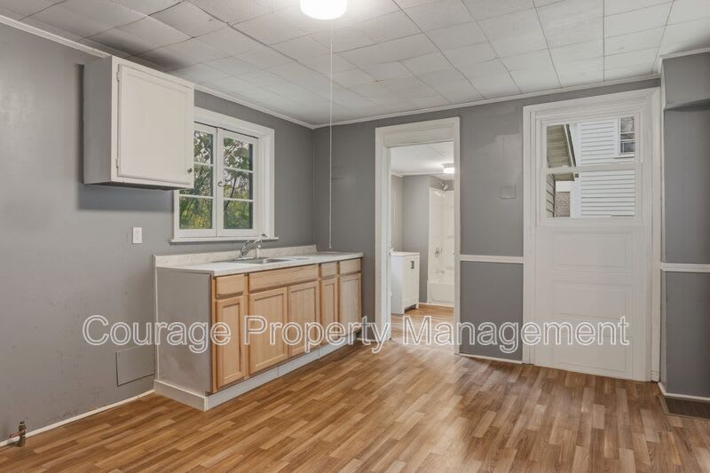 291 Sunset Dr – photo 3