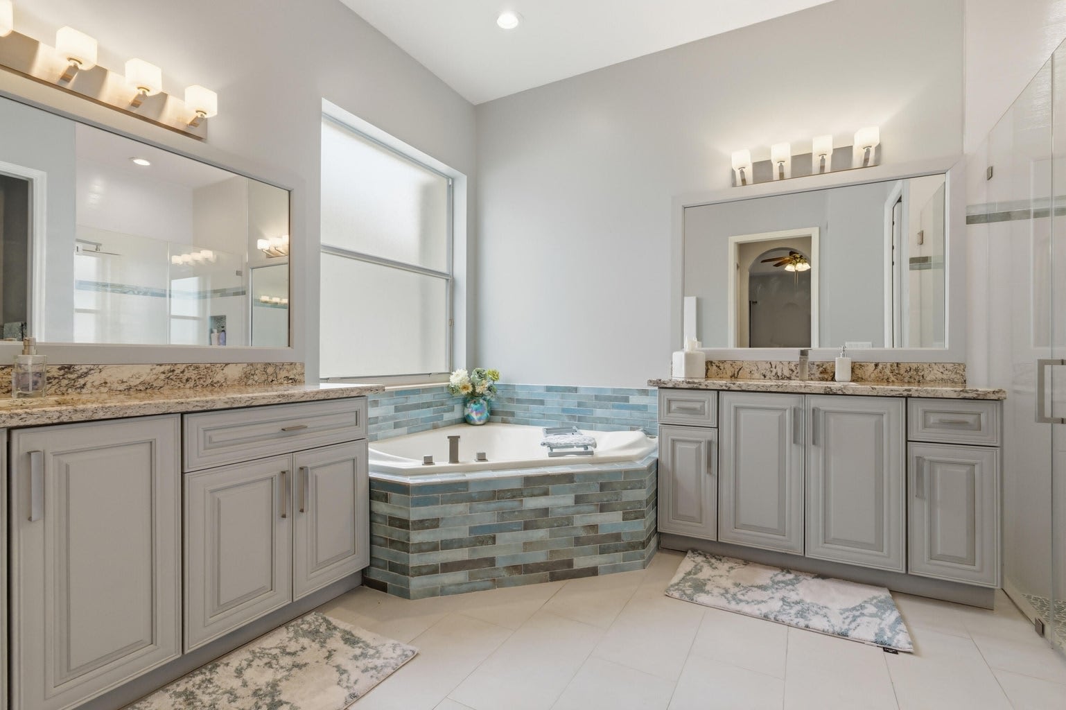 12290 Northwest 77th Manor – photo 2
