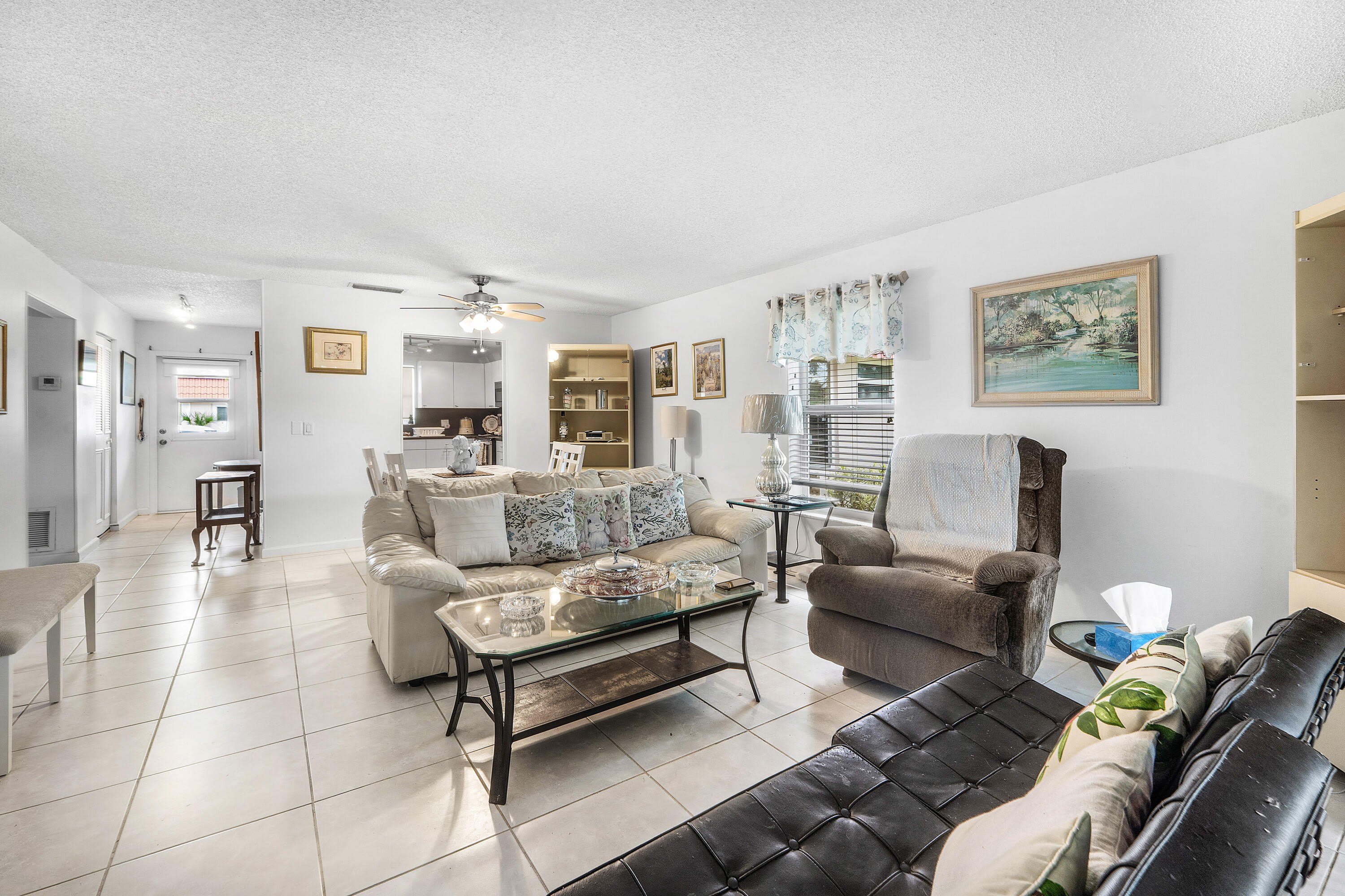 687 Marlboro Oval – photo 5
