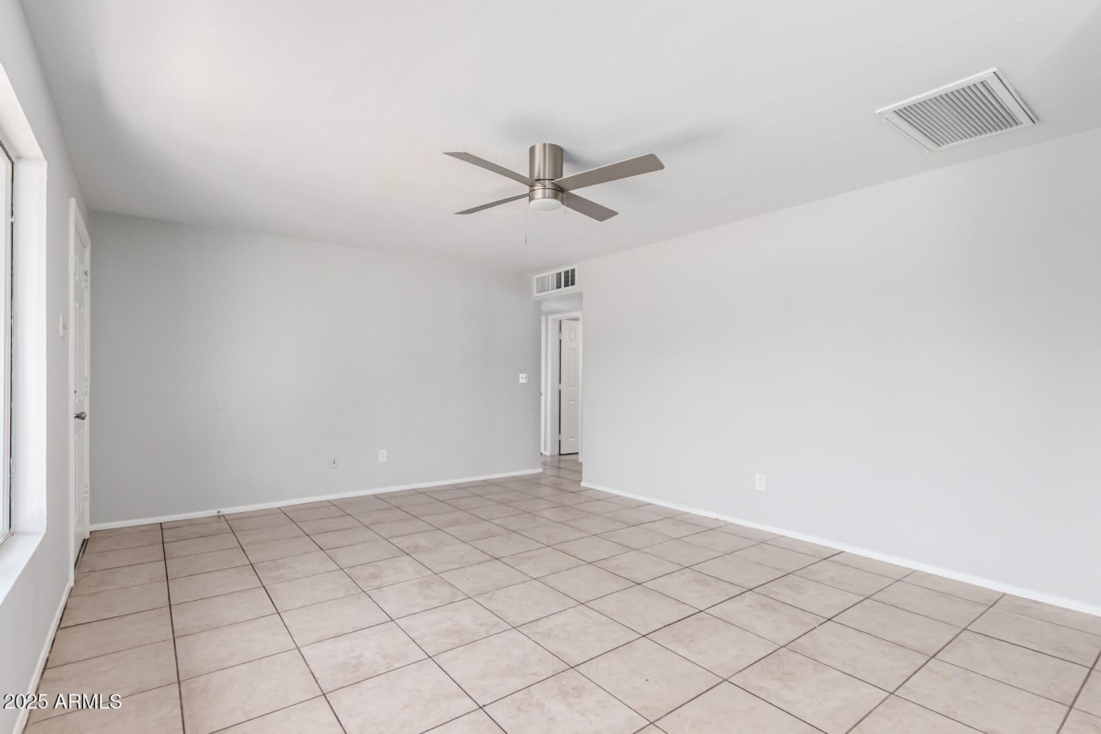 1238 E Vine Avenue – photo 5